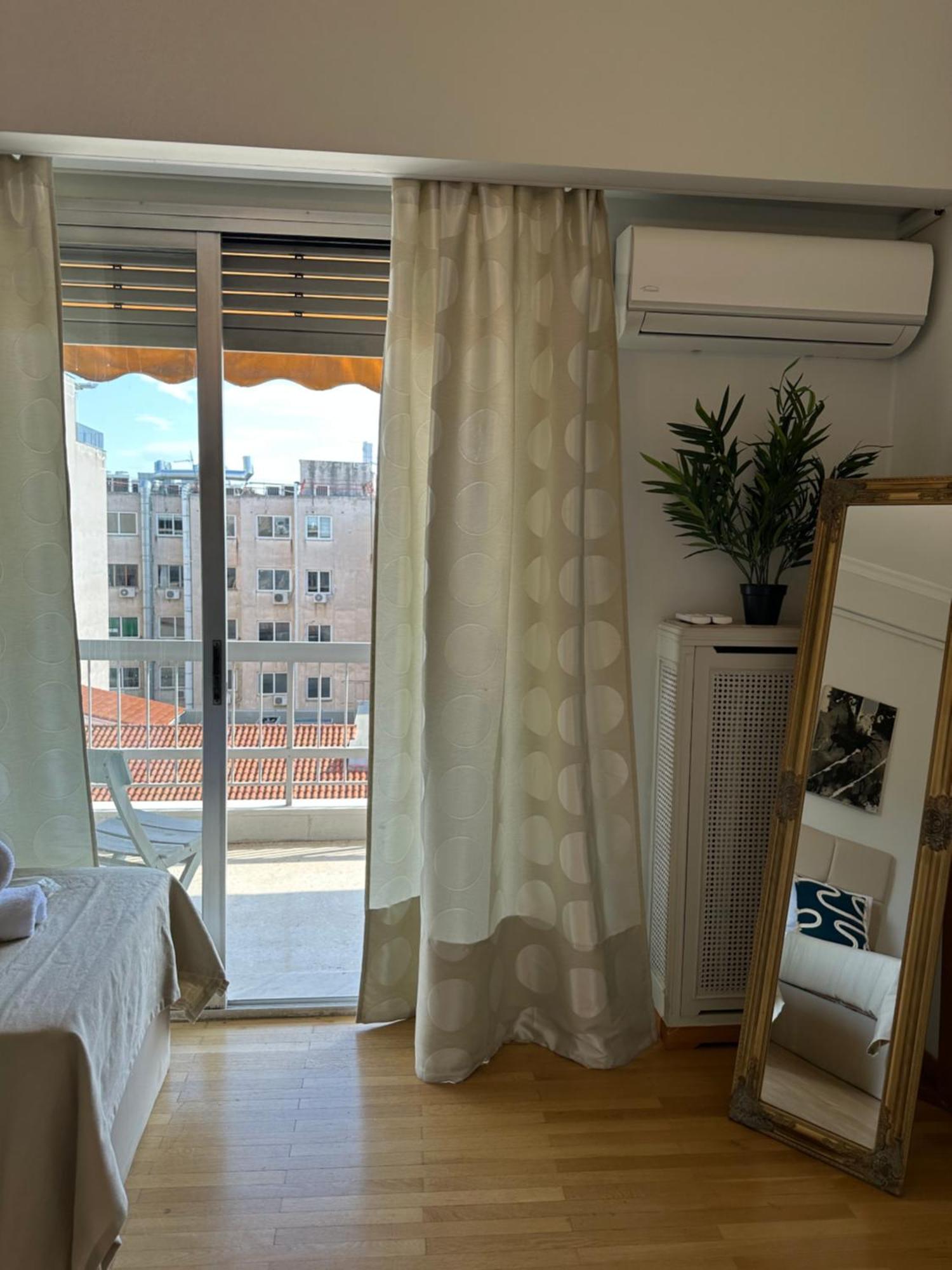 2 Bd Apt In Syntagma With Acropolis View Афины Экстерьер фото